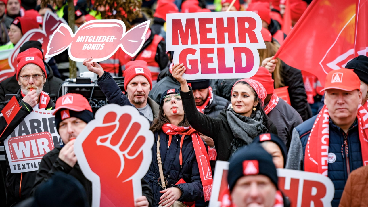 Warnstreik textil-Bekleidung 2025