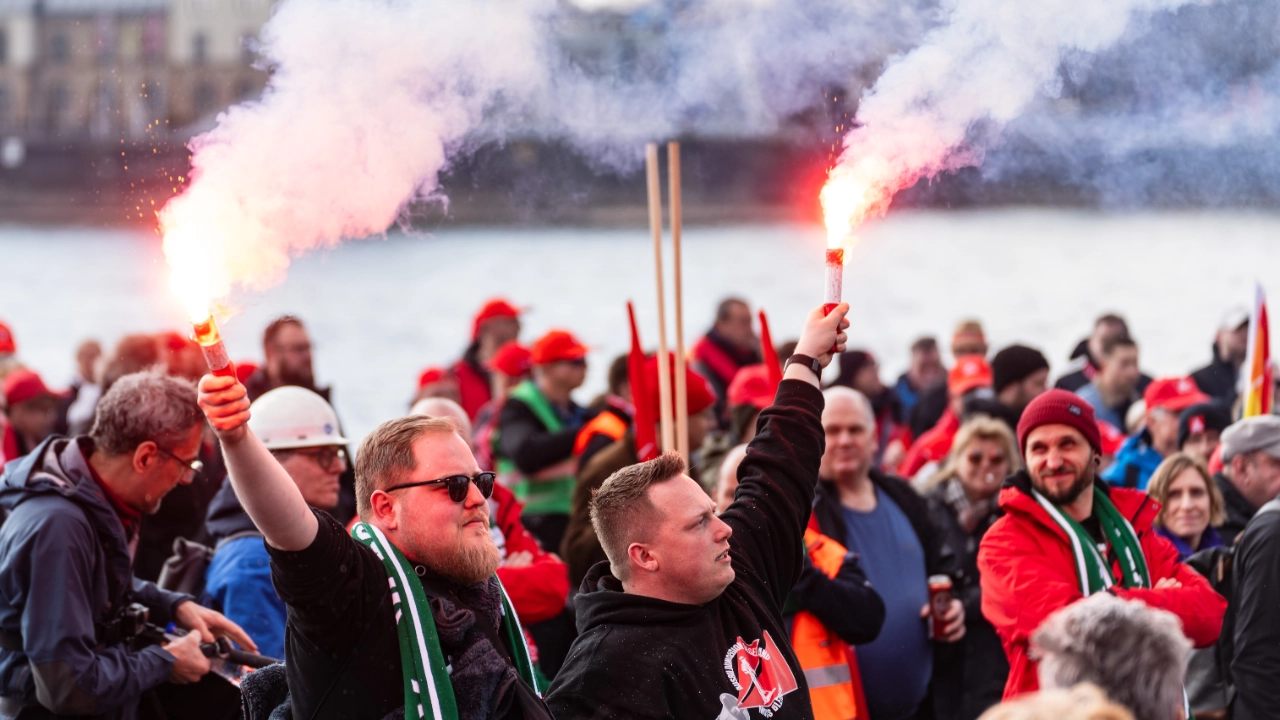 Pyros 