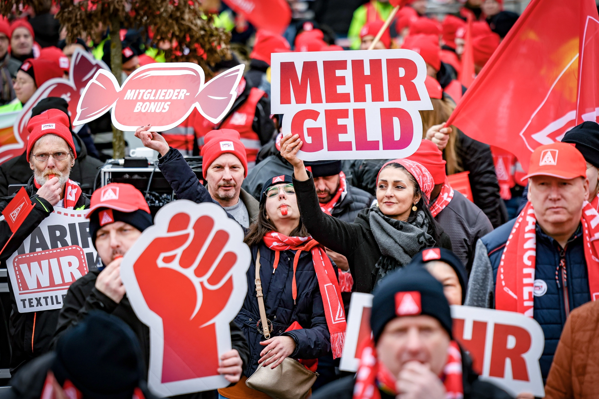 Warnstreik textil-Bekleidung 2025