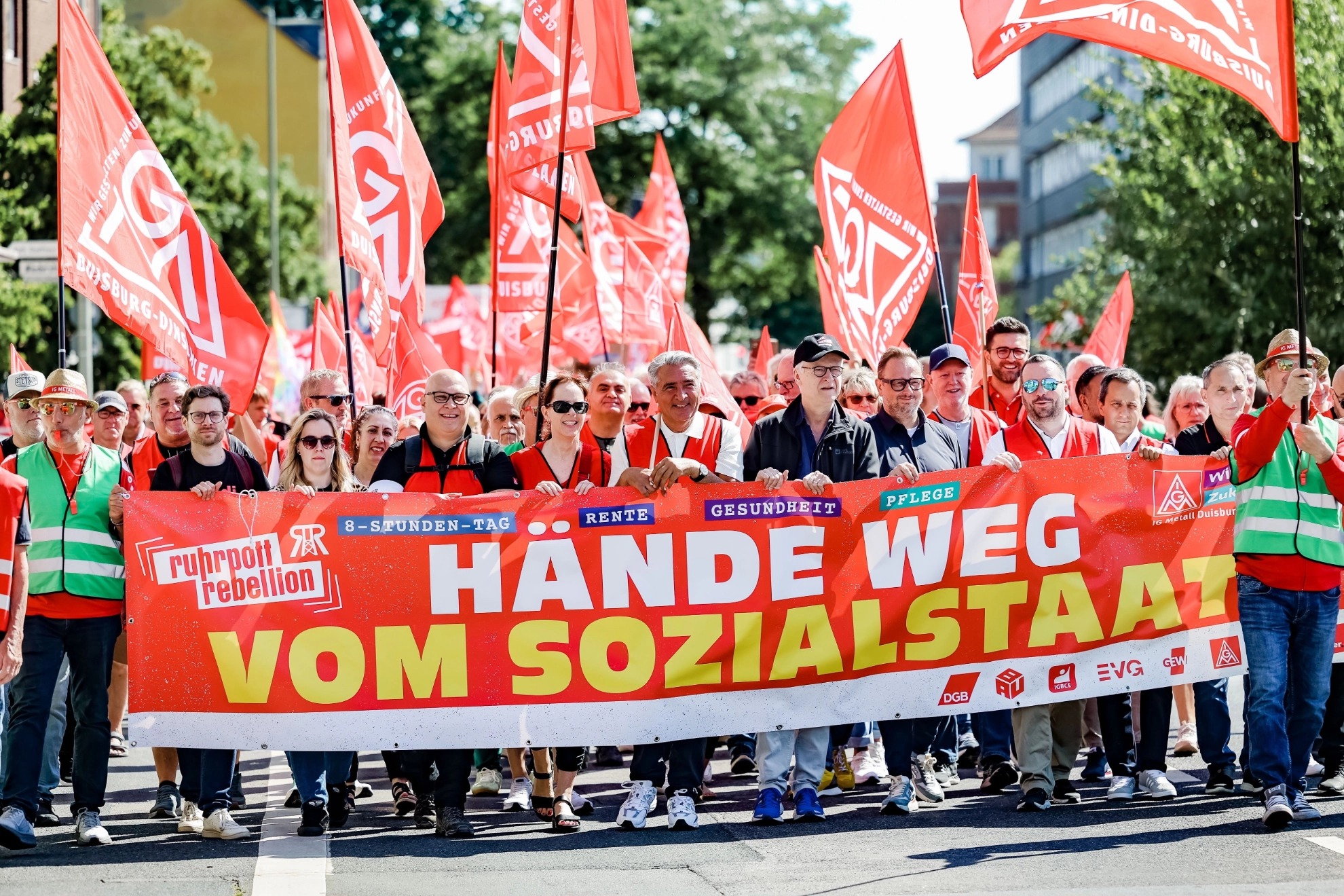 Ruhrpott-Rebellion aka Demo gegen Sozialstaatsabbau